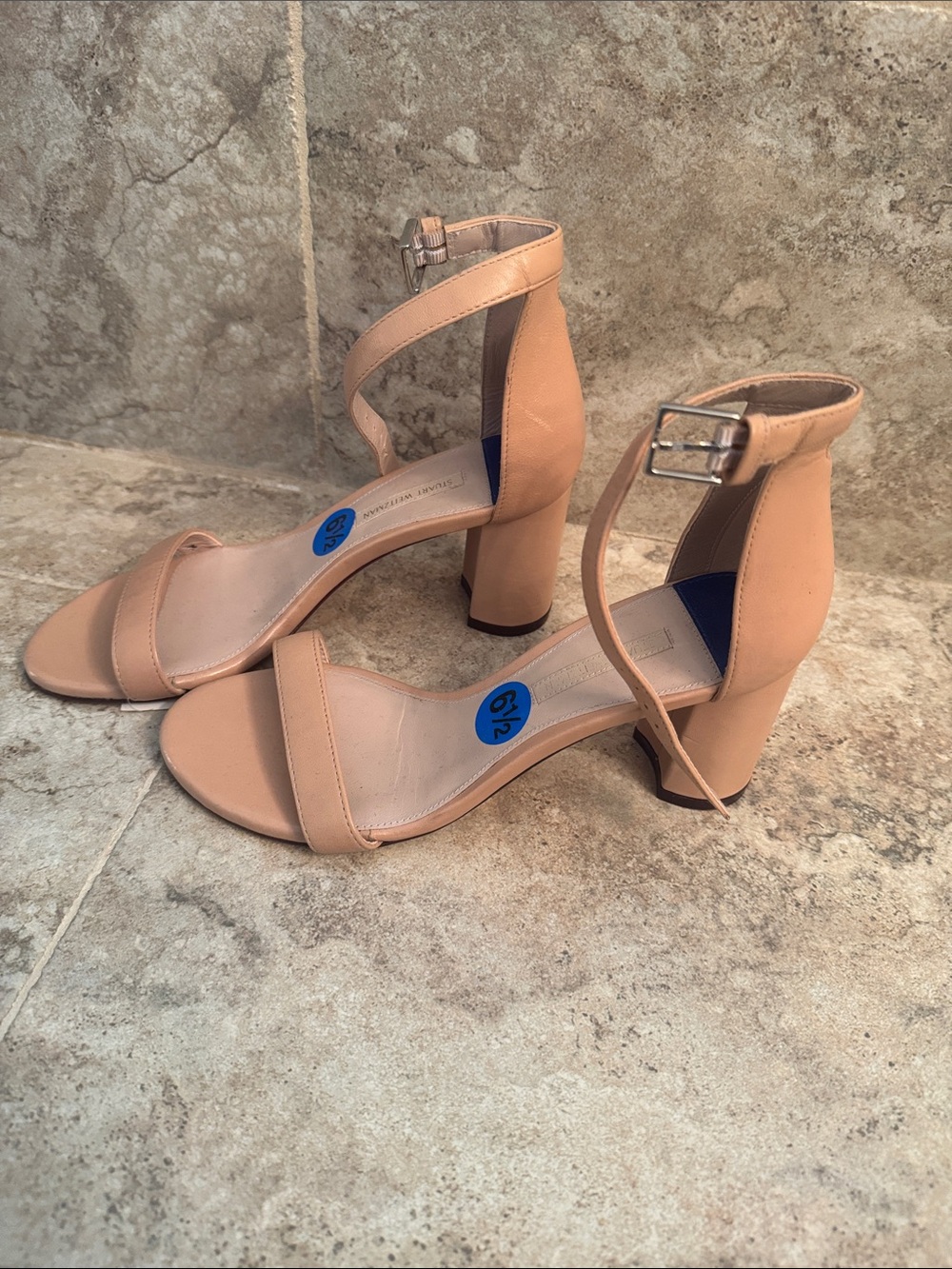 New Stuart Weitzman nudist Tan Block Heel Ankle Strap Sandals some scuffs 6.5
